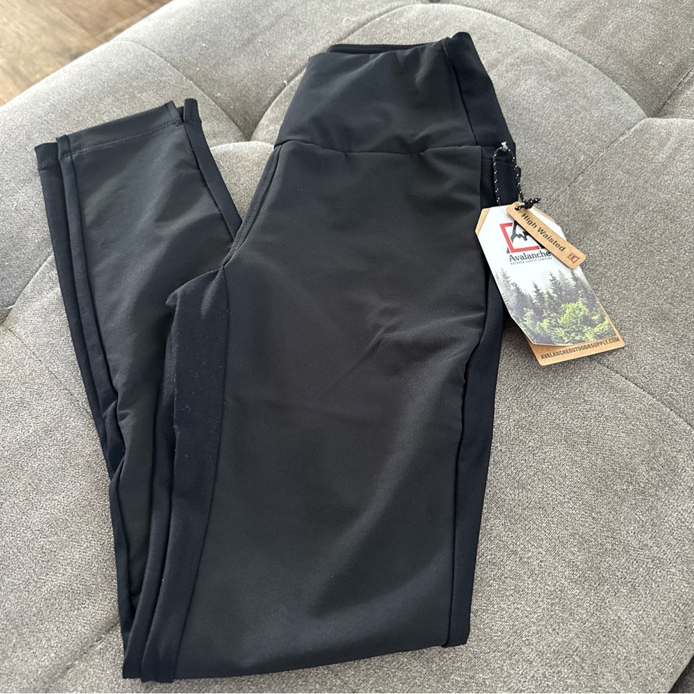 NWT Avalanche Black High Waisted Leggings Size XS